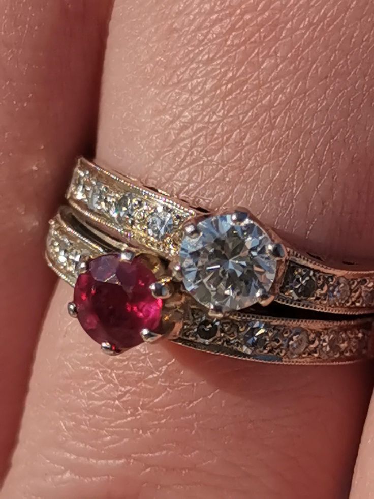 RING SIZE: 7.5 US, 55 EU 14K GOLD. WEIGHT: 4.67 grams STONES: ruby, diamonds RUBY: authentic, 0.45 ct. TOTAL DIAMOND WEIGHT: 0.95 ct. COLOUR: H CLARITY: Vsi CONDITION: EXCELLENT Elegant Art Deco ruby and diamond ring in 14K gold. Contains 0.95 carat diamonds with Vsi clarity and H color. The largest diamond is 0.45 carat and the genuine, vibrant red ruby is also 0.45 carat. The ring weighs 4.67 grams and is US size 7.5 and EU size 55, but we offer resizing for free! This classic art deco style r Princess Cut Ruby Ring With Brilliant Diamond, Diamond White Ruby Ring For Anniversary, Wedding Ruby Ring With Vvs Clarity Marquise Cut, Anniversary Diamond White Ruby Ring, Classic Emerald Cut Ruby Ring With Diamonds, Round Ruby Ring In Platinum For Wedding, Timeless Ruby Ring With Vvs Clarity For Wedding, Anniversary Ruby Ring In Diamond White, Heirloom Ruby Ring With Brilliant Cut