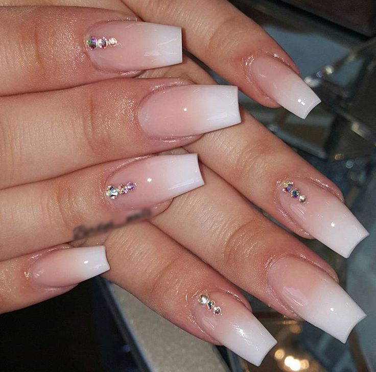 French Ombre Nails Coffin Rhinestones, Rinstone Nails Design Coffin Simple, Ombre French Tip Nails With Rhinestones, Ombre Nails Diamonds, Pink Ombre Nails With Rhinestones, Nail Ideas Rhinestones, Ombré Nails With Gems, Nail Designs Rhinestones, Nails With Strass