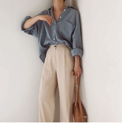 Ootd Hijab Casual Outfit Ideas, Dark Academia Fashion Summer, Kemeja Denim, Dark Academia Outfit, Dark Academia Fashion, Beige Outfit, Tumblr Outfits, Winter Clothes, Looks Style