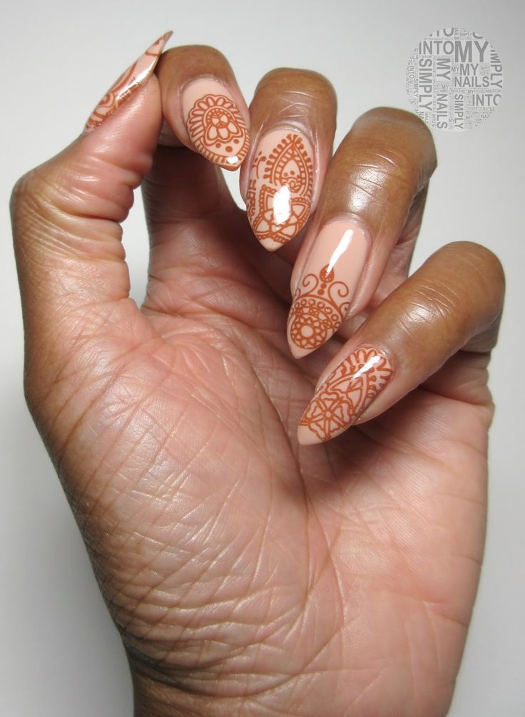 Simply Into My NAILS: Henna Inspired Manicure Henna Design On Nails, Henna Nails Design, Henna Design Nails, India Nails Design, Henna Inspired Nails, Henna Nail Design, Diwali Nails, Indian Nail Art, Henna Nail Art