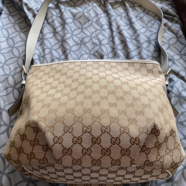 Vintage Gucci Bag Like New Crossbody Authentic Tags Authentic Product Number - 388930 527066 Outside Zipper Inside Zipper, 2 Inside Pockets Gucci Beige Crossbody Satchel, Gucci Beige Top Handle Bag, Beige Gucci Top Handle Bag, Gucci Shoulder Bag With Detachable Strap In Monogram Canvas, Gucci Monogram Canvas Shoulder Bag With Detachable Strap, Beige Gucci Bag With Detachable Strap, Gucci Beige Bag With Detachable Strap, Gucci Bag With Adjustable Strap For Shopping, Gucci Monogram Canvas Crossbody Shoulder Bag