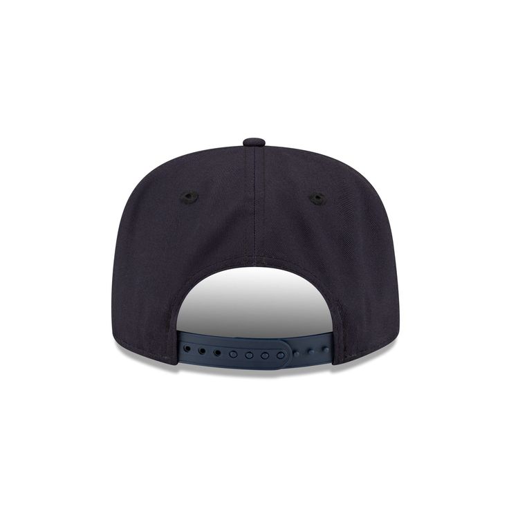 The Oracle Red Bull Racing Essential Navy Golfer features an embroidered Oracle Red Bull Racing wordmark at the front panels with a navy undervisor and a snapback closure at the rear. Navy Flat Brim Baseball Cap For Sports Events, Navy Baseball Hat, Navy Snapback Fitted Hat For Baseball Season, Navy Hat For Baseball Season, Navy Flat Brim Hat For Sports Events, Navy Snapback For Baseball Season, Navy Snapback Baseball Cap For Fans, Navy Flat Brim Baseball Cap For Streetwear, Navy Fitted Hat With Embroidered Logo For Sports