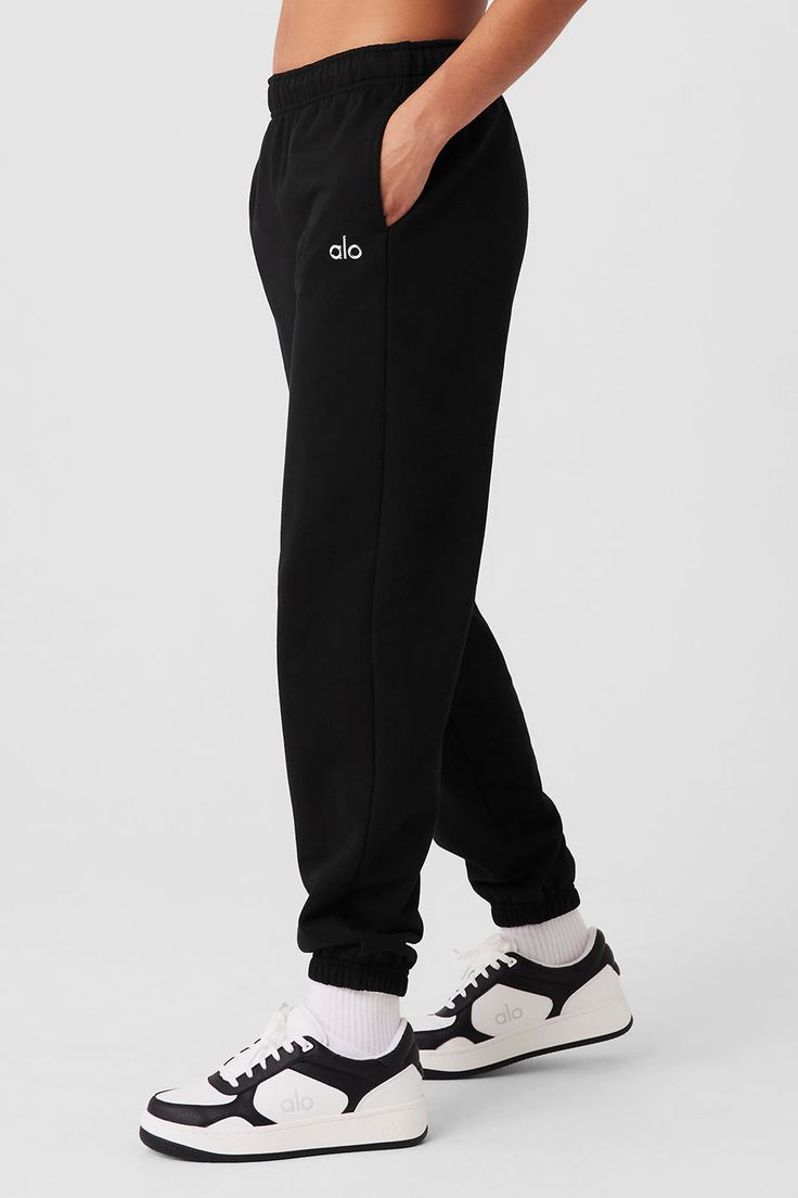 The search for the perfect lounge-to-street look is over. Our iconic sweats have classic details, like an elastic waistband and cuffs, plus a relaxed fit that reads laid-back but not slouchy (since this is a unisex style, we recommend sizing down to achieve this look). The French terry feels smooth on the outside and fleecy on the inside. And may we suggest a matching Accolade Hoodie or Crew Neck? Find your fit and see all the ways to style it. EXPLORE ACCOLADE. Accolade Sweatpant, Womens Month, 2024 Wishlist, Woman Back, Street Look, Back Women, Shopper Tote, Alo Yoga, New Print