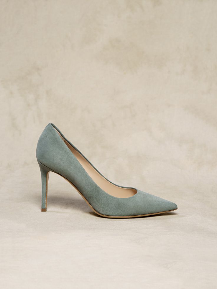 We worked with heels-master Pasquale to engineer a pump that surpasses all luxury standards—from a zero-seam upper to the slight lift at the tip of the toe, no detail is overlooked. The Esatto 90mm Women's Pumps, Size 37 in Sage Italian Men, Italian Women, Flats Sandals, Shoes Heels Pumps, Sample Sale, Heels Pumps, Nappa Leather, Leather Pumps, Italian Leather