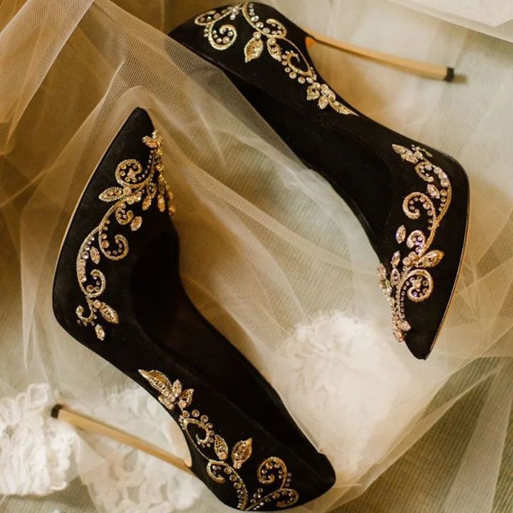 Step into glamour with our Black Embroidered Rhinestone Pointed Toe Stiletto Heel Pumps for Women. Elegant embroidery and sparkling rhinestones make these pumps a dazzling choice for any special occasion. Handcrafted US sizing. Fits true to size. Heel height: 4.75" / 120 mm approx Product measurements were taken using size 8. Please note that measurements may vary by size. Sparkling rhinestones for glamour Chic pointed toe design Stiletto heel for a sophisticated silhouette Perfect for special occasions A dazzling choice for evening wear Gold Heels Wedding, Black Wedding Shoes, Rhinestone Pumps, Chique Outfits, Prom Heels, Fancy Shoes, Wedding Heels, Prom Shoes, Pretty Shoes