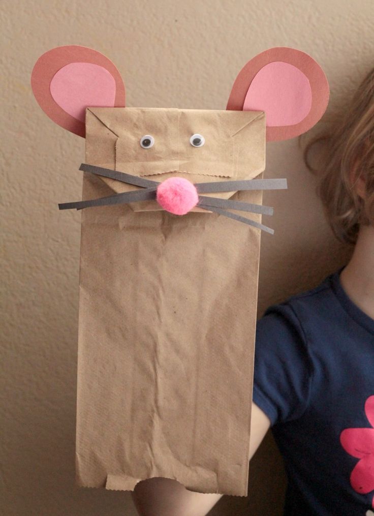 Mouse Puppet, Puppet Template, Puppet Craft, Paper Bag Crafts, Puppets For Kids, Paper Bag Puppets, Paper Lunch Bags, Puppets Diy, Mouse Crafts