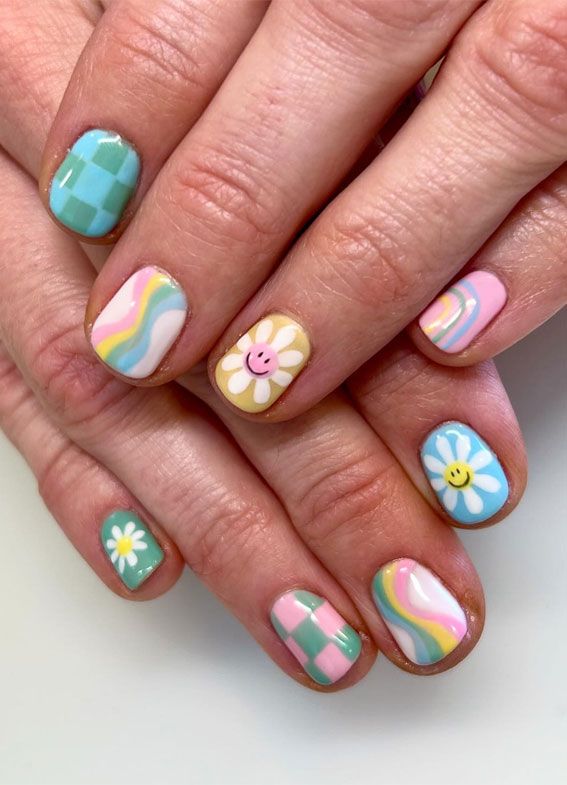 retro nails, retro nail art, retro nails short, retro nail designs, houndstooth nails, checkered nails, floral nails, 70s nails, 80s nails, retro nails acrylic, mix n match retro nails 80s Aesthetic Nails, 80s Nail Ideas, Dazed And Engaged Nails, Groovy Nails Short, Short Retro Nails, 90s Short Nails, Granny Square Nails, Fun Teacher Nails, Retro Nails Acrylic