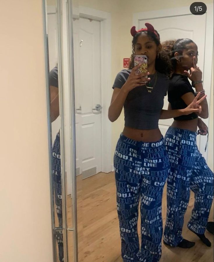 Matching Pjs Black Friends, Matching Pajamas For Best Friends, Matching Pajamas Friends Sleepover Black, Matching Best Friend Outfits, Bestie Outfits, Matching Outfits Best Friend, Matching Pjs, Best Friend Outfits, Image Swag