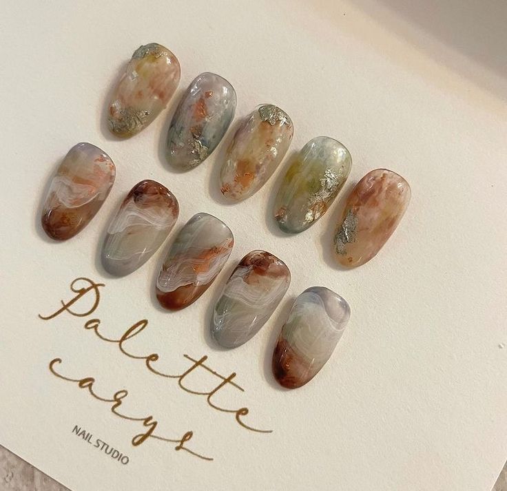 Nails Inspo Aesthetic, Vintage Nail Art, Nails Japanese, Makeup Wardrobe, Nails Boho, Stone Nail Art, Boho Nails, Vintage Nails, Beauty Nails Design