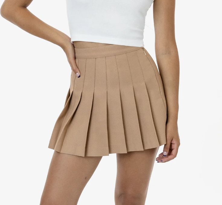 Trendy Fitted Tennis Skirt With Short Inseam, Chic Fitted Beige Pleated Skirt, Fitted Trendy Tennis Skirt With Short Inseam, Fitted Beige Pleated Mini Skirt, Fitted Beige Mini Pleated Skirt, Trendy Fitted Beige Tennis Skirt, Fitted Beige Tennis Skirt, Fitted Beige Pleated Skirt For Fall, Fitted Pleated Beige Mini Skirt