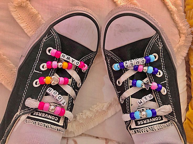 Diy Converse, Alt Shoes, Converse Design, Painted Shoes Diy, Ways To Lace Shoes, Custom Sneakers Diy, Diy Kandi Bracelets, Pride Shoes, Shoe Makeover