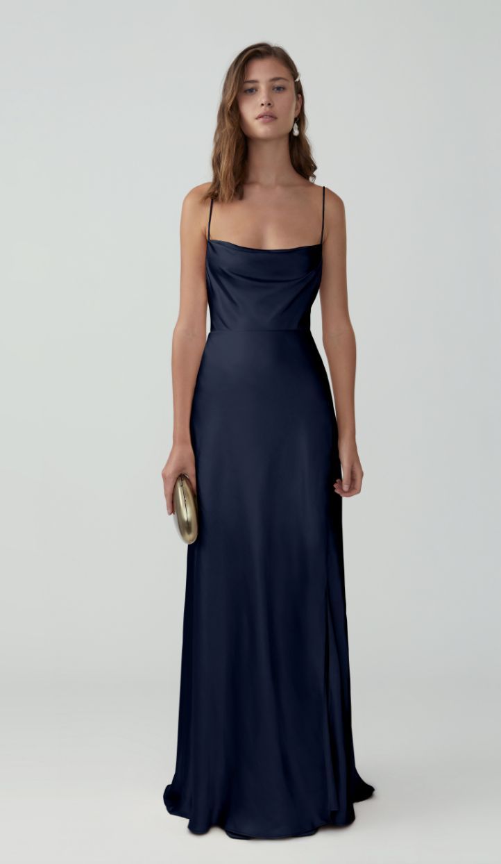 Timeless Dresses Prom, Simple Banquet Dresses, Prom Dresses Minimalist, Prom Dress Satin Blue, Plain Prom Dresses Simple, Long Winter Ball Dresses, Dark Blue Prom Dress Simple, Navy Blue Dress Silk, Dark Blue Simple Prom Dress