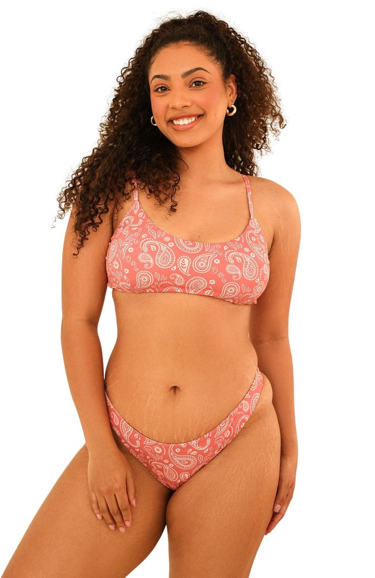 Big things come in small packages. The Seaport Bottom features a flirty, thong silhouette, high-cut design to lengthen your legs, and low-rise waistline. It's a little piece of paradise. 80% Nylon 20% Spandex Made in Vietnam High Cut Thong Summer Beach Outfit, Redondo Beach, Big Things, Curvy Women Jeans, Pink Paisley, 1 Girl, Jumpsuit Shorts Rompers, Short Jumpsuit, Romper With Skirt