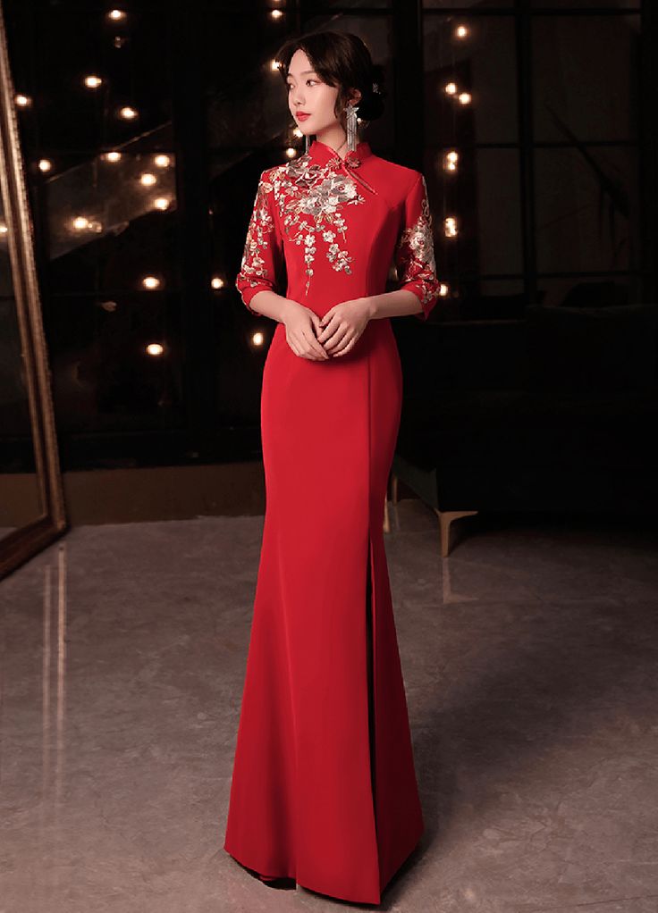 Modern Qipao Wedding Dress Chinese Wedding Outfits, Modern Qipao Wedding, Qipao Wedding Dress, Modern Chinese Wedding Dress, Modern Chinese Wedding, Tea Ceremony Dress, Qipao Modern, Chinese Gown, Red Silhouette