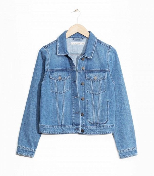 & Other Stories denim jacket Jeans Jacket Women, Denim Jackets For Women, Women Denim Jacket, Rare Clothing, Diy Jeans, Jean Jacket Outfits, Trendy Hoodies, High Street Fashion, Quirky Fashion