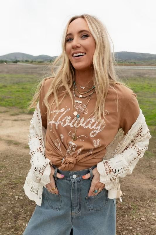 Howdy Cowboy Graphic Tee - Camel | Three Bird Nest Cowboy Graphic, Boho Essentials, Shirt Silhouette, Bralette Outfit, Padded Bralette, Loose Tees, Graphic Tee Shirt, Shirt Fabric, New Tops