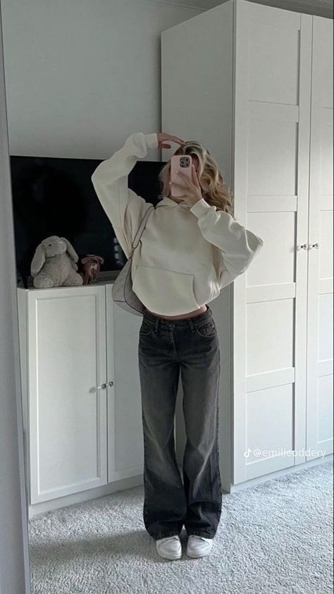 Sixth Form Outfits, Looks Pinterest, Skandinavian Fashion, Uni Outfits, Looks Party, Outfit Inspo Casual, Cute Lazy Day Outfits, Neue Outfits, Lazy Day Outfits