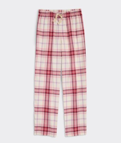 'Tis the season to cozy up in festive plaid jammies, like these super-cute, snuggly-soft flannel pajama pants. Pajamas Plaid, Plaid Pj Pants, Pants Png, Girls Pajama Pants, Plaid Pjs, Girls Loungewear, Christmas Haul, Girly Christmas, Girls Flannel