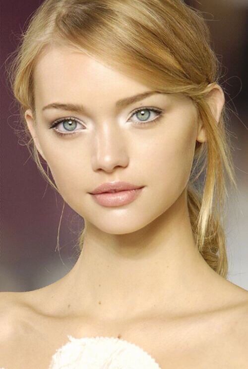 Gemma Ward, Skincare Products Photography, Your Heart, Skin Lightening Cream, Dark Spots On Skin, Younger Skin, Skincare Aesthetic, Beauty Goals, Model Aesthetic