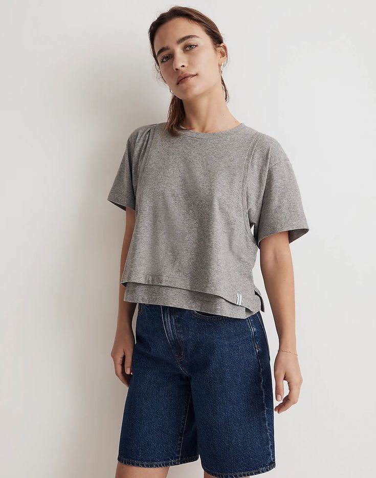 Double-Layered Boxy Tee Trendy Relaxed Fit T-shirt For Layering, Sporty Boxy Fit T-shirt For Everyday, Cotton Crew Neck Muscle Tee For Athleisure, Sporty Crew Neck T-shirt For Layering, Gray Athleisure Top For Everyday, Trendy Boxy Fit Tops For Layering, Versatile Crew Neck Tops For Everyday, Versatile Everyday Crew Neck Tops, Comfortable Relaxed Fit Top For Layering