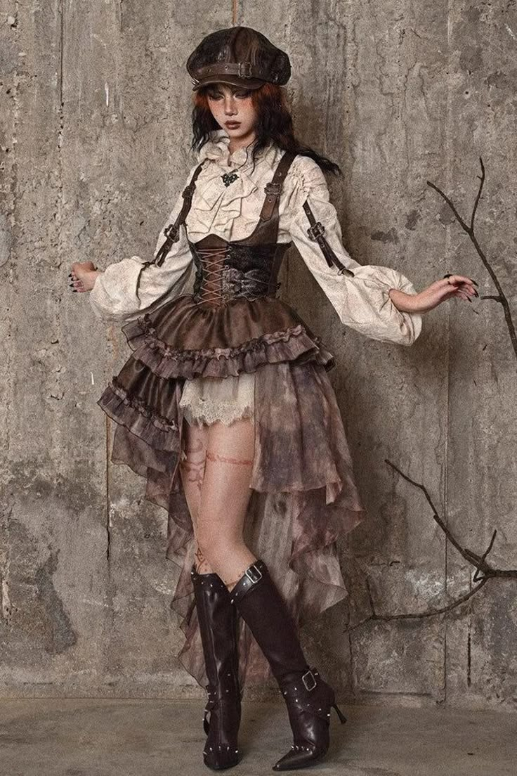 Steampunk Mode, Moda Steampunk, Steampunk Outfits, Rok Midi, Mode Steampunk, Sandal Tali, Steampunk Dress, Strap Skirt, Halloween Idea