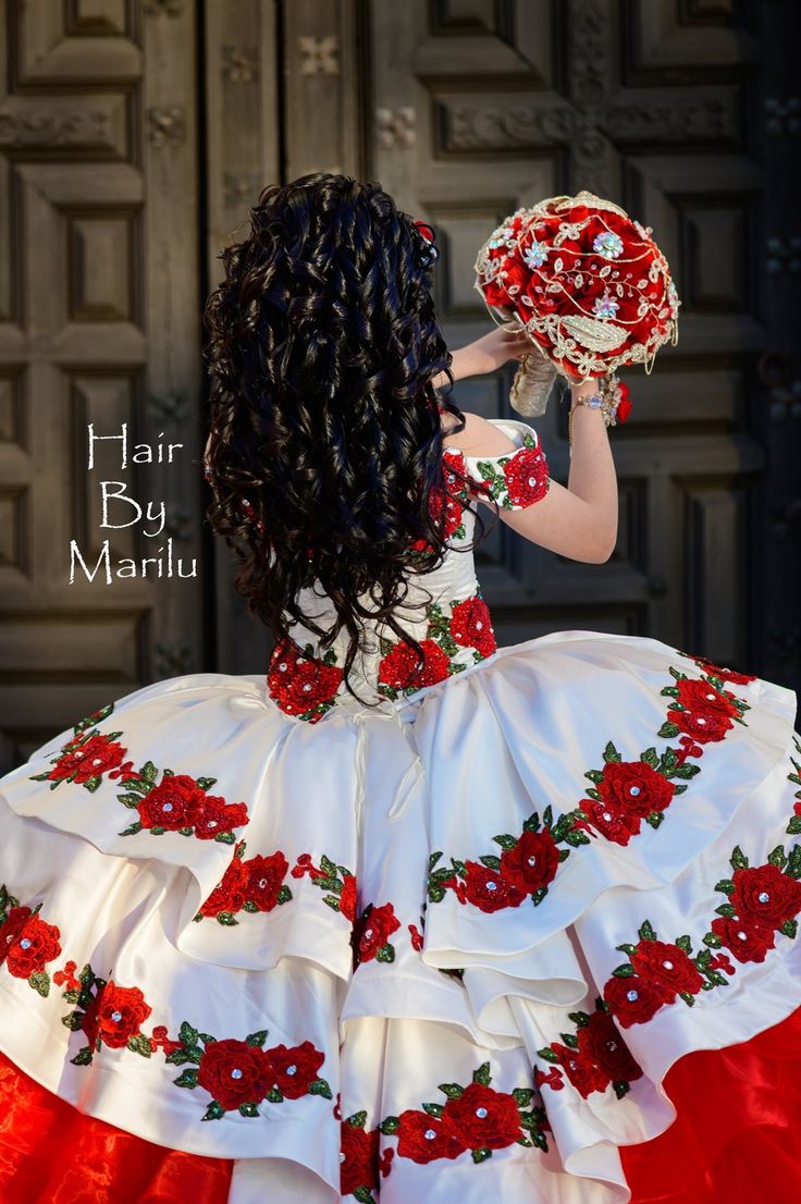 Charro Crown, Quinceanera Charro Theme, Xv Hairstyles Quinceanera, Charro Quinceanera Cakes, Red Charro Quinceanera Dress, Quinceañera Pictures, Xv Hairstyles, Mariachi Quinceanera Dress, Quinceanera Charro