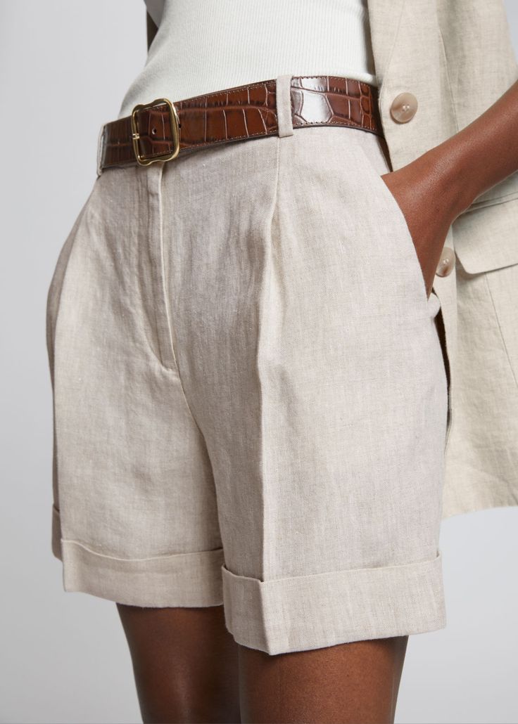 Tailored Wide-Leg Linen Shorts - Light Beige - & Other Stories DK Slouchy Shirt, Oversized Linen Shirt, Shorts Linen, White Linen Shirt, Frilly Dresses, Beige Shorts, Linen Shirt Dress, Pleated Shorts, Linen Trousers