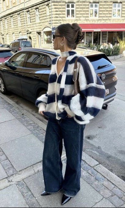 Stile Kendall Jenner, Looks Pinterest, Mode Zara, Skandinavian Fashion, Denim On Denim, Chique Outfits, Moon Moon, Autumn Fits, Neue Outfits