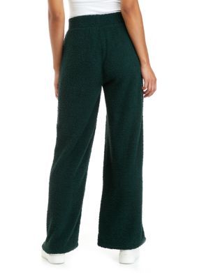 Soft and cozy, these wide-leg pants from Wonderly are sure to keep you comfortable whether you are working from home, running errands, or just lounging. | Wonderly Women's Cozy Wide Leg Pants, Green, XXL Pants Green, Running Errands, Fashion Pants, Working From Home, Leg Pants, From Home, Wide Leg Pants, Pajama Pants, Wide Leg