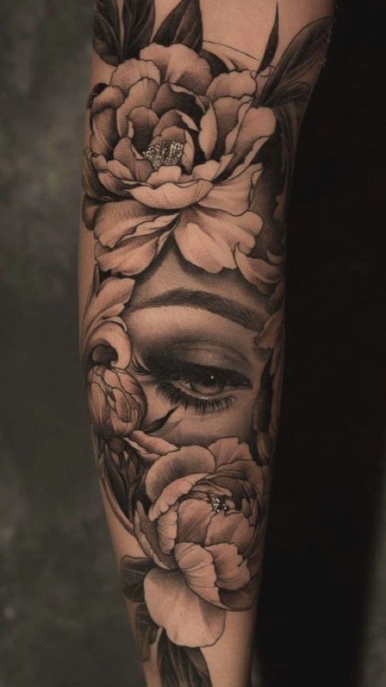 Tattoo Ideas For Women Girly Tattoos Sleeve, Tattoo Ideas For Females, Tattoos Sleeve, Back Tattoo Women, Girly Tattoos, Short Acrylic Nails Designs, Half Sleeve Tattoo, Tattoo Placement, Sleeve Tattoo