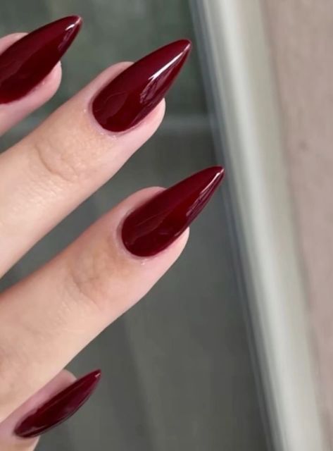 Dark Cherry Red Nails Stiletto, Dark Red Gel X Nails, Nail Red Cherry, Dark Cherry Almond Nails, Burgundy Pointy Nails, Old Fashion Nails, Acrylic Nails Ideas Dark, Nail Inspo Cherry Red, Cherry Red Nails Aesthetic