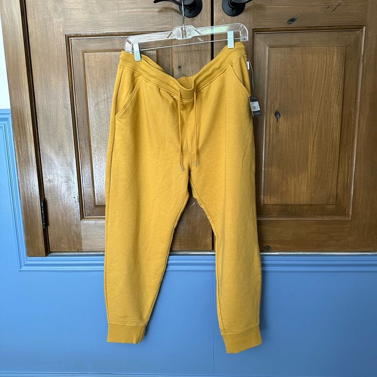 Nwt Cute And Comfy Eddie Bauer Lp Women’s Butterscotch, Cozy Camp Fleece Joggers. Cozy Winter Joggers, Fall Joggers With Side Pockets For Loungewear, Fall Loungewear Joggers With Side Pockets, Fall Fleece Joggers For Loungewear, Cozy Fleece Joggers For Fall, Cozy Joggers For Fall, Fall Sweats With Side Pockets For Loungewear, Cozy Fleece Joggers For Lounging, Cozy Sweatpants With Pockets For Loungewear