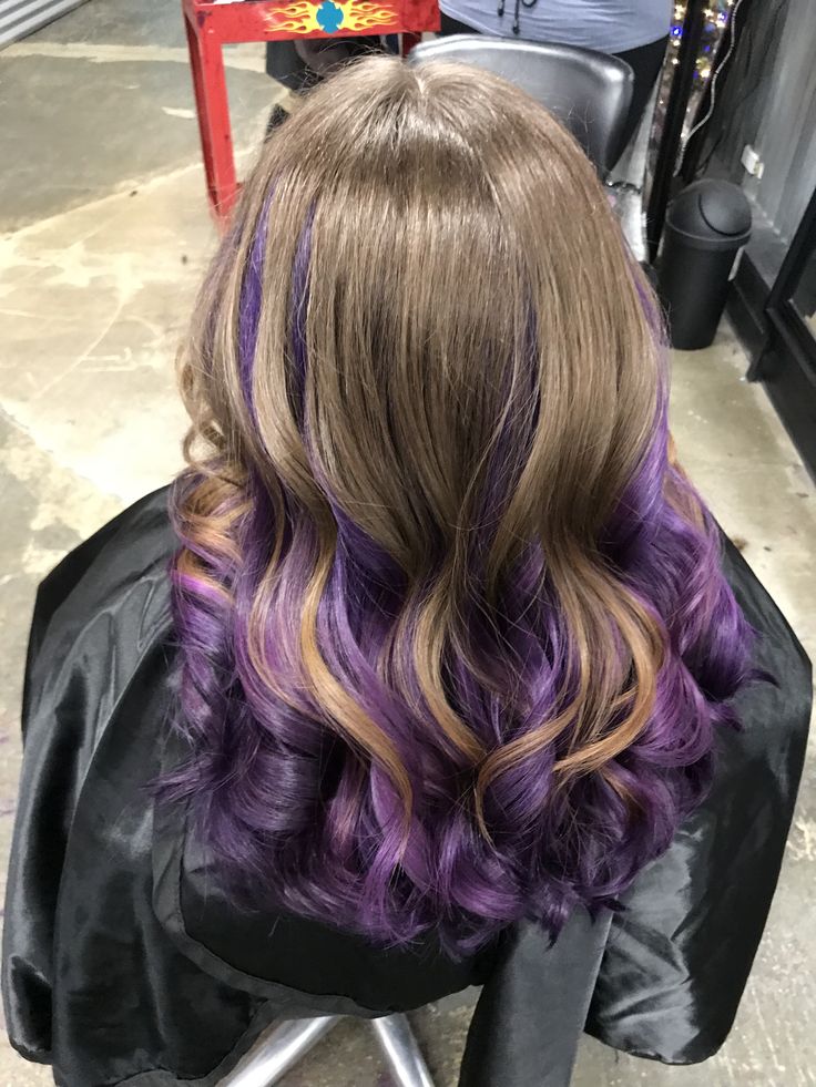 Purple hair, under panel. Pure love. Purple Panels In Hair, Purple Hair Bottom Half, Purple And Light Brown Hair, Light Brown And Purple Hair, Hair Underdye, Brown Hair With Purple Tips, Purple Halo Hair, Purple Underneath Hair, Blonde Hair With Purple Tips