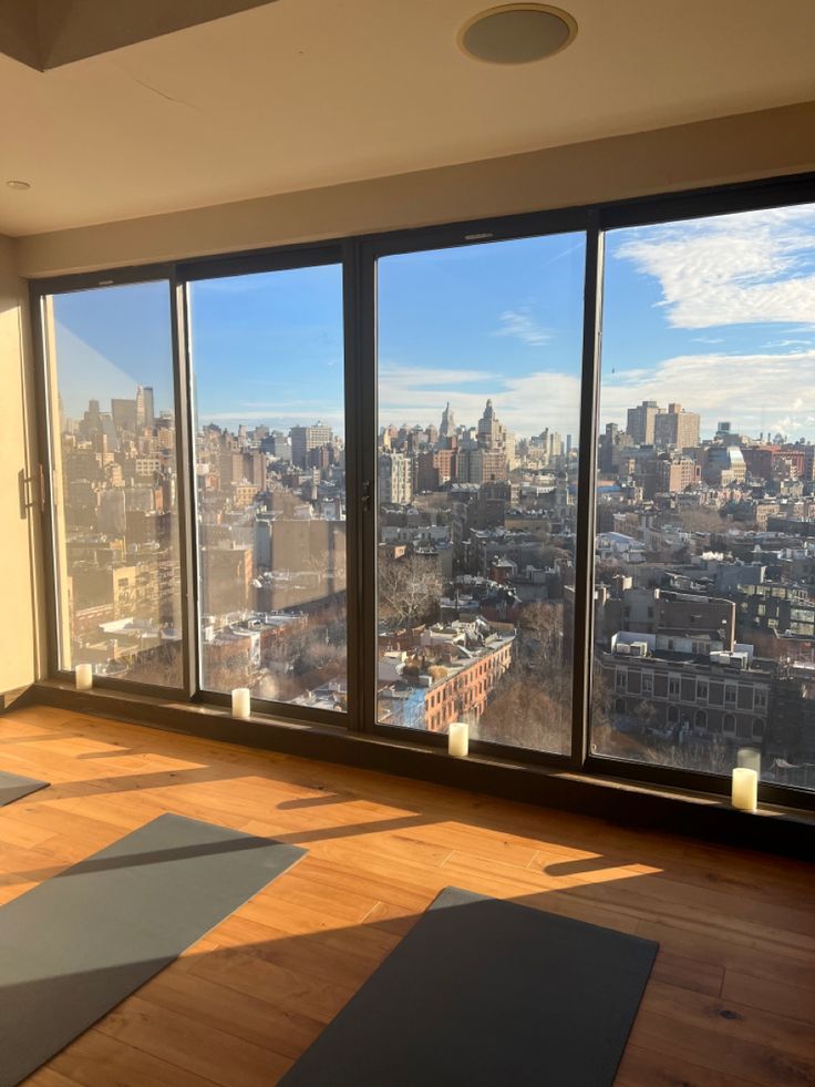 Equinox Gym Aesthetic, New York Penthouse Aesthetic, Equinox Aesthetic, Bunkie Ideas, Penthouse Aesthetic, Equinox Gym, Bloxburg City, Ok Fine, City Gym