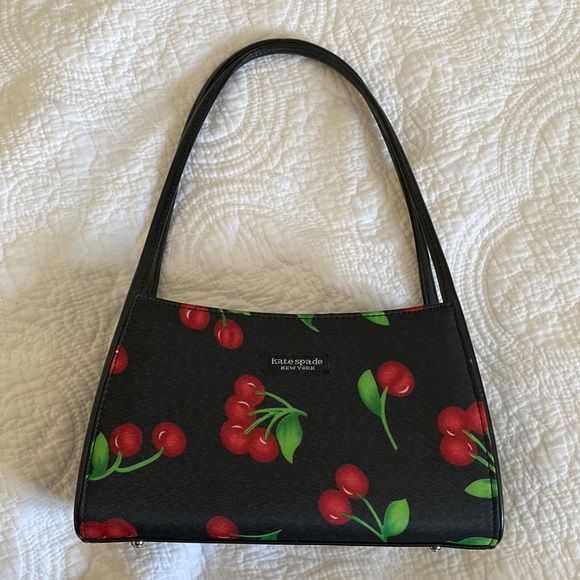 Vintage Kate Spade Cherry Print Purse Kate Spade Vintage, Cherry Coach Purse, Kate Spade Bag Aesthetic, Kate Spade Purse Aesthetic, Kate Spade Aesthetic, Cherry Purse, Cherry Bag, Purse Aesthetic, Cherry Season