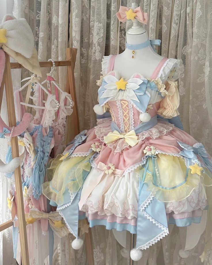 ✨✨Sweet Lolita outfit with star bowknot details, 3 colors available. 🛒👉Search 'F-C-L-027' on devilinspired.com #devilinspired #sweetoutfit #sweetlolitafashion #sweetfashion #lolitacoord #lolitafasion Star Outfit Ideas, Lolita Outfit, Magical Girl Outfit, Lolita Outfits, Dress Design Drawing, Clothing Design Sketches, Concept Clothing, Kawaii Fashion Outfits, Sweet Lolita