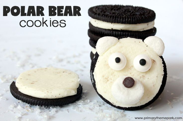 an oreo cookie is decorated to look like a polar bear