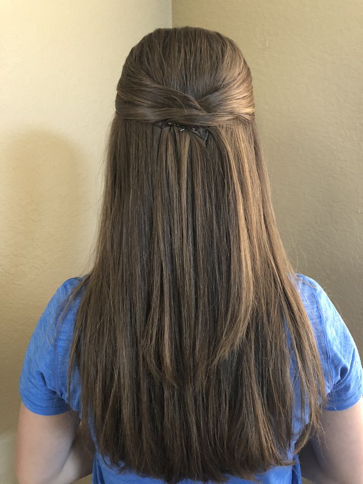 Elegant Straight Hairstyles Prom, Wedding Hairstyles Half Up Half Down Straight, Half Up Simple Hairstyles, Half Up Half Down Wedding Hair Straight, Straight Half Up Half Down, Grade 8 Grad Hairstyles, Half Up Half Down Hair Straight, Half Up Half Down Straight Hair, Elegant Straight Hairstyles