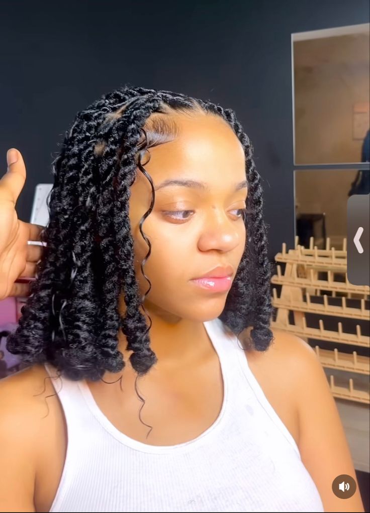 Invisible Twist Hairstyles, Small Invisible Locs Twist, Invisible Locs With Braiding Hair, Bob Invisible Locs With Curls, Small Invisible Locs With Curls, Styling Short Butterfly Locs Black Women, Sasha Locs Lush Styles, Black Hair Protective Styles, Long Ponytail Hairstyles