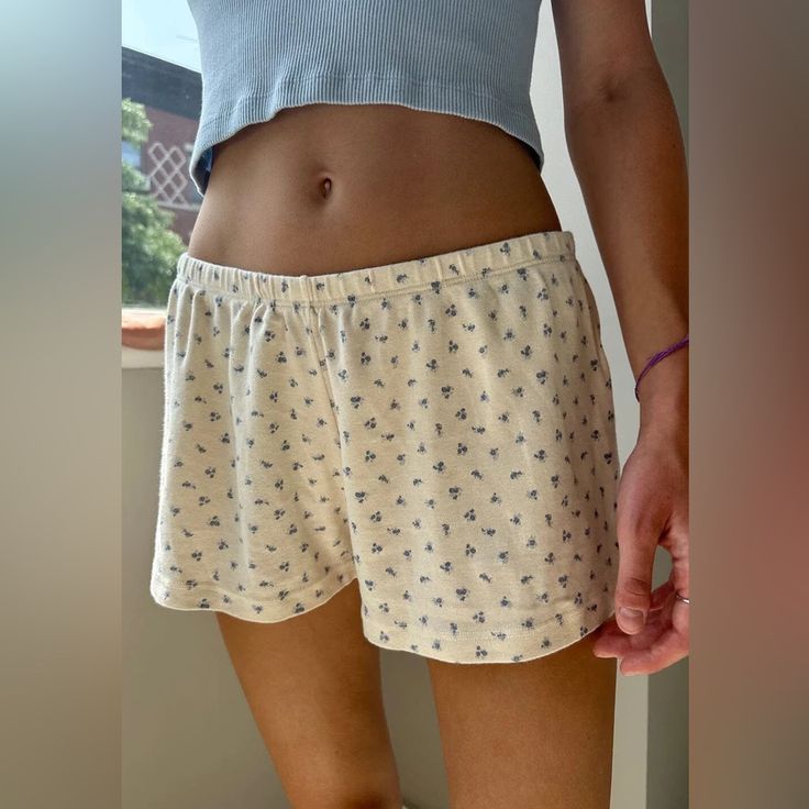 Super Soft, Eyelet, Floral, Cotton Sweatshorts With An Elastic Waistband. Fabrics: 100% Cotton Measurement: 8" (20cm) Rise, 2.5" (6cm) Inseam, 28" (71cm)Waist (Stretches) Made In: Italy Summer Loungewear Pajama Shorts, Summer Pajama Shorts For Loungewear, Cute Cream Cotton Bottoms, Cute Beige Bottoms For Summer, Cute Beige Summer Bottoms, Cute Summer Loungewear Shorts, Cute Spring Pajama Shorts, Spring Beige Cotton Pajama Shorts, Beige Shorts For Loungewear