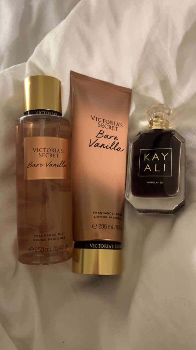 Vanilla Body Spray, Profumo Victoria Secret, Victoria Secret Body Spray, Bare Vanilla, Victoria's Secret Perfume, Victoria Secret Fragrances, Fragrances Perfume Woman, Vanilla Perfume, Perfume Collection Fragrance