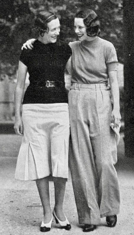 What Did Women Wear in the 1930s? 1930s Fashion Guide 30s Outfits, 1930s Outfits, Style Année 20, Pant Trousers Women, Vintage Fashion 1930s, 1930 Fashion, Vintage Fashion Style, Patron Vintage, 1930s Style