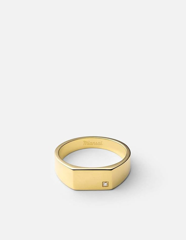 Mens Designer Jewelry, Rectangular Prism, Polished Man, Mens Rings Fashion, Signet Ring Men, Men Rings, Mens Gold Rings, Mens Gold Jewelry, S Ring