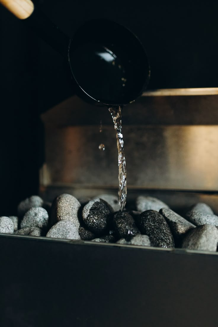 Take time ... ... for 'leil. Undoubtedly, one of the most embracing procedures in the sauna tradition is pouring water on hot stones. The profound importance of this practice is emphasized by the fact that the Finno-Ugric tribes have preserved the word "leil" in their languages almost in its original form despite the millennia-old divergence of paths. What is 'leil' and how to do it? Read from our blog. Spa Words, Moody Spa, Sauna Aesthetic, Fall Wellness, Sauna Project, Spa Hammam, Beer Spa, Massage Pictures, Luxury Fitness