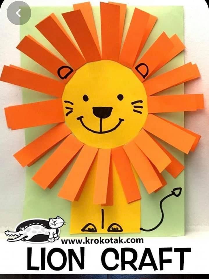 the lion craft is made from construction paper