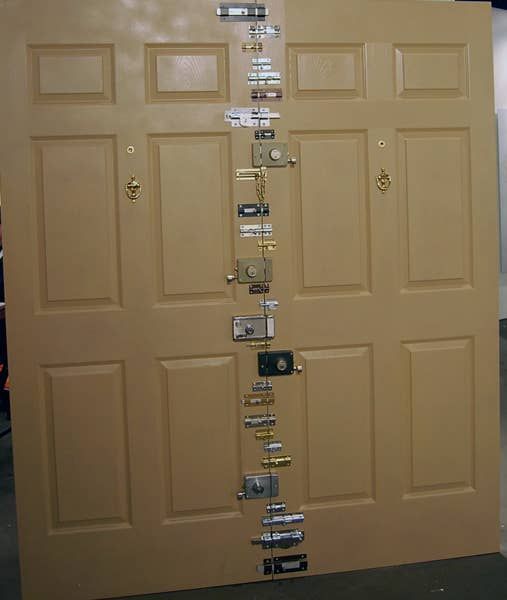 the door is made out of several different types of keys on it's side