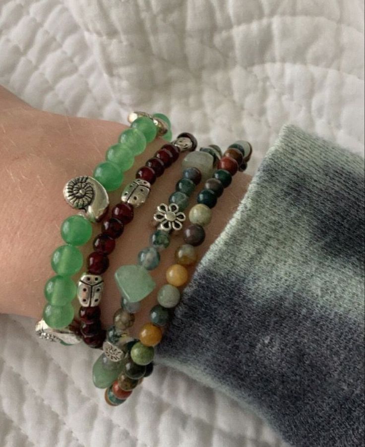 Hippie Accessories Jewellery, Beaded Bracelets Aesthetic Grunge, Earthcore Jewelry, Stone Bracelet Aesthetic, Handmade Bracelets Aesthetic, Grunge Beaded Bracelets, Whimsigoth Bracelet, Goblincore Bracelet, Hippie Jewelry Aesthetic