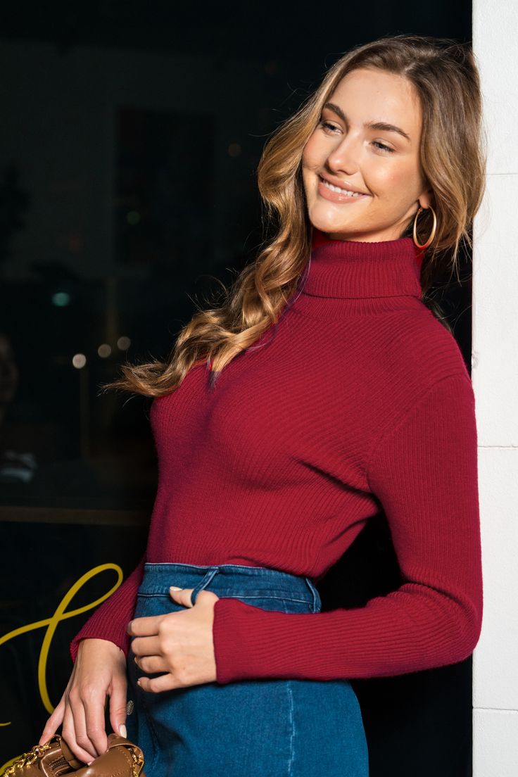 The Red Turtleneck Long Sleeve Top adds a bold pop of color and timeless style to your wardrobe. Perfect for staying cozy and chic, whether you’re layering or going solo. Product code: CAA04B4J033JE Features:  Knit Turtleneck Long sleeve Material: 78%VISCOSE,22%NYLON. Chic Red High Neck Top, Trendy Solid Color Turtleneck For Fall, Red Long Sleeve Casual Turtleneck, Casual Red Long Sleeve Turtleneck, Trendy Knit Turtleneck, Red Long Sleeve Turtleneck For Fall, Red Turtleneck Top For Layering, Red Solid Color Winter Tops, Red Tops For Fall Layering