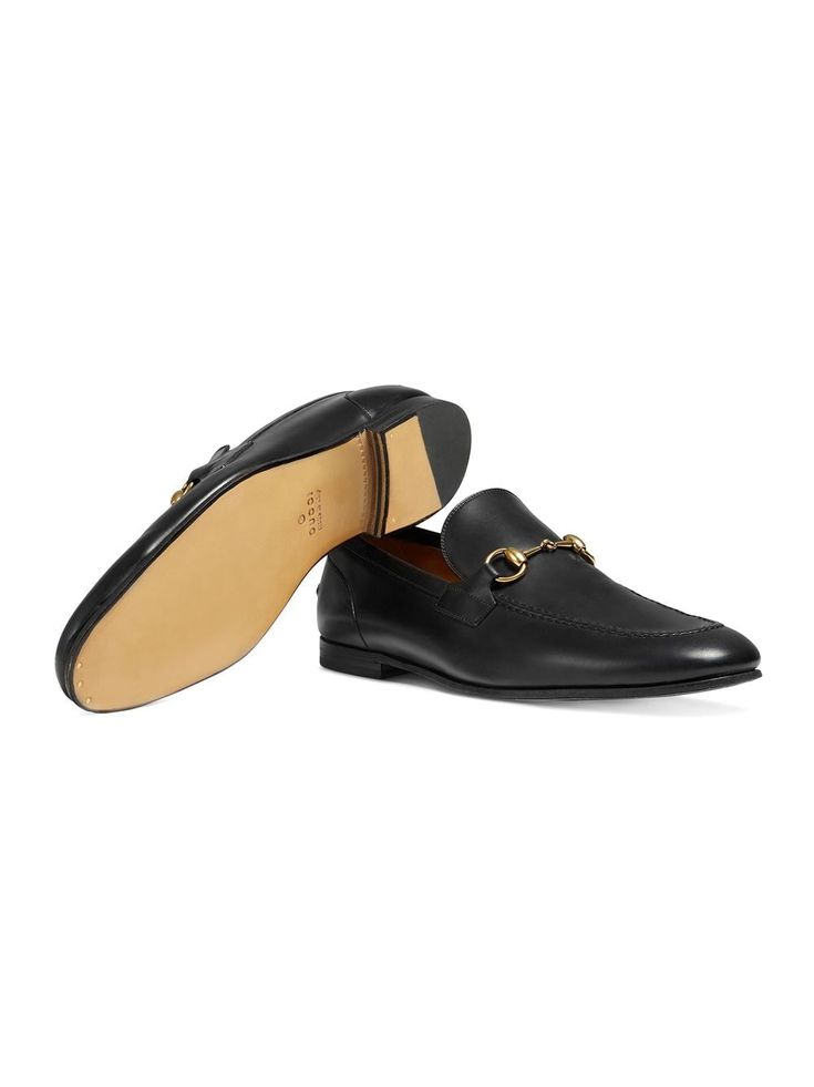 Gucci Flat Shoes, Gucci Jordaan Loafer, Gucci Jordaan, Flat Shoes Men, Shoes For Man, Black Flat Shoes, Mens Loafers Shoes, Black Flats Shoes, Formal Loafers