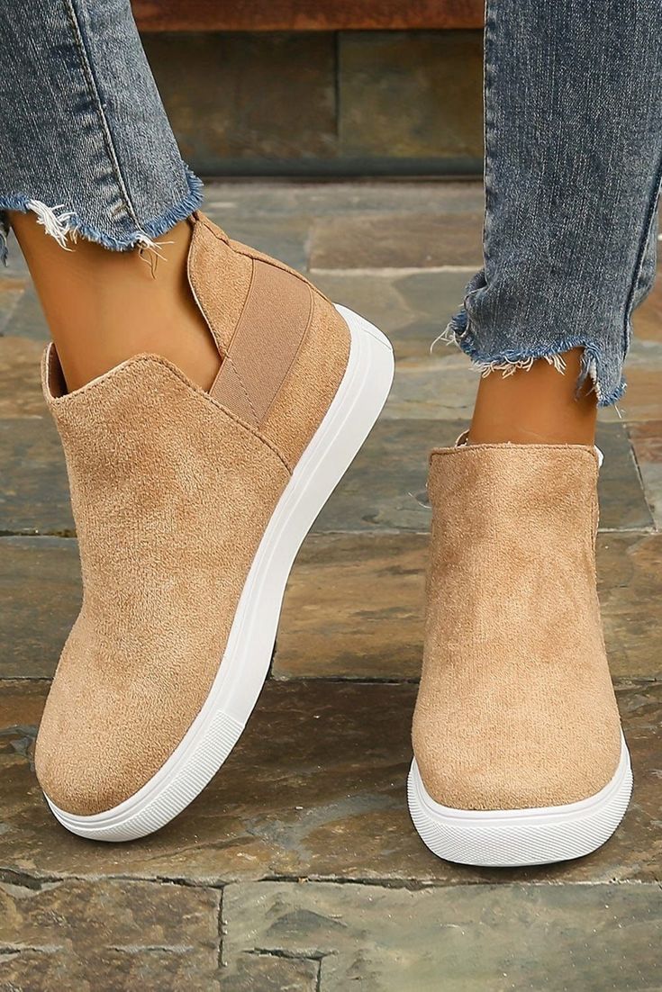 Camel High Top Slip-on Casual Sneakers | PRE ORDER 3/6 Fashionable Comfortable Shoes, Fall Heel, Minimalism Fashion, Shoes Boots Ankle, Sporty Casual, Shoe Pattern, Boots Sneakers, Ankle Boots Flat, Casual Heels